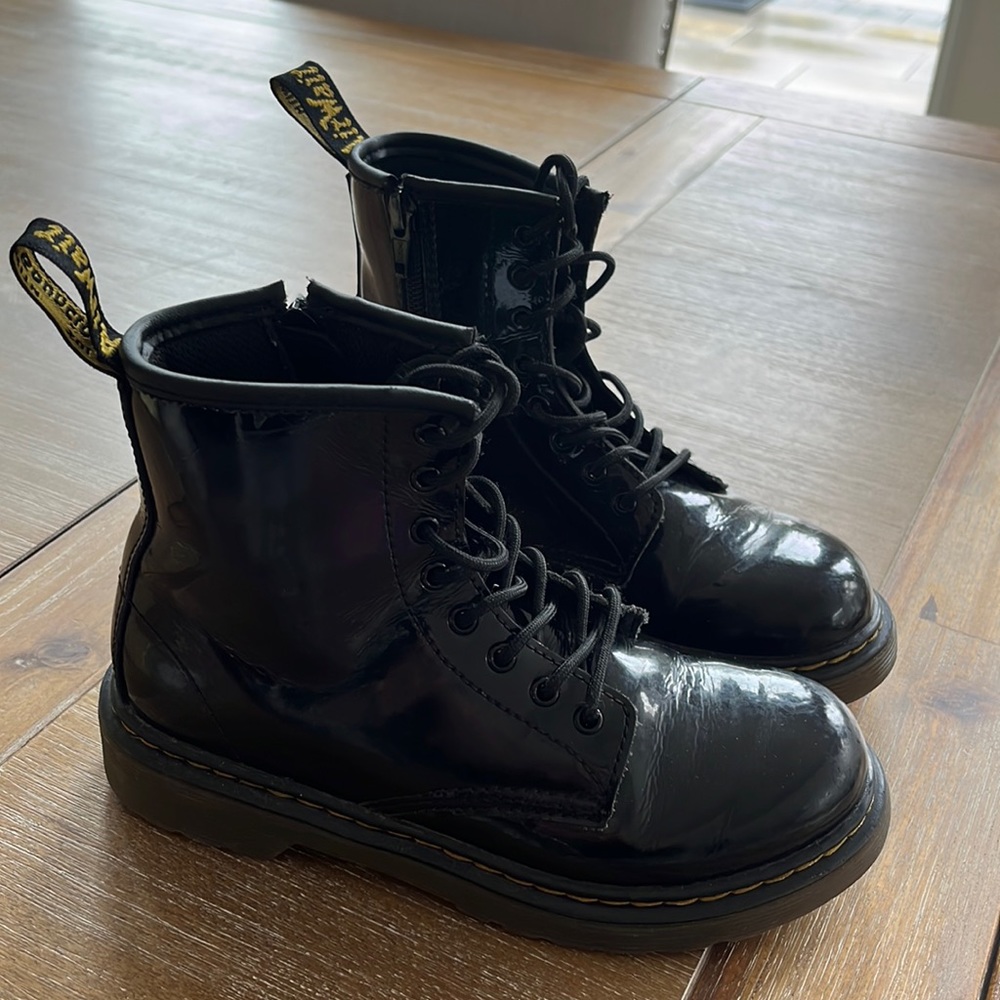 Black kids combat boot size 2